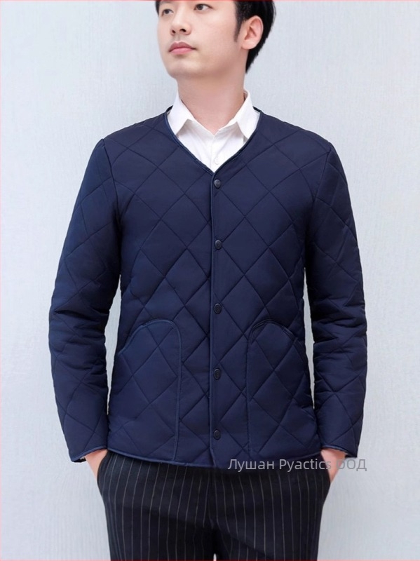 Мъжко памучно яке с поларена подплата за зимата, къс модел, тясна кройка, едноредно закопчаване, джобове с патч дизайн (3 джоба)