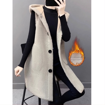 Жилет без ръкави с качулка от балонено кадифе — едноцветен, акрилно влакно, еднобутонно закопчаване, основен състав 95%+