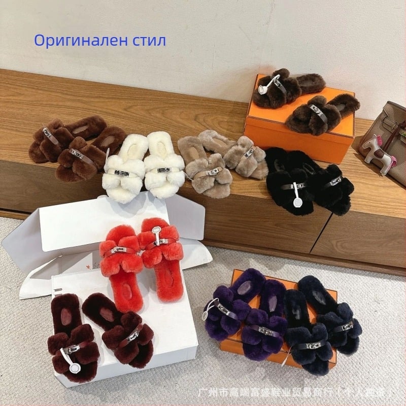 Дамски чехли с горна част от заешка козина, кожена вътрешност, гумена подметка, плоска подметка, 0–3 cm