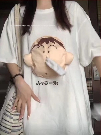 Унисекс памучен T-шърт с къс ръкав и аними колажен принт, свободен силует, кръгла яка, средна дължина (памук 95%+).