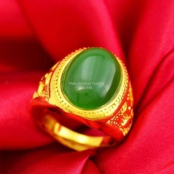 Мъжки пръстен с пясъчно златисто покритие, доминиращ стил и талисман за късмет