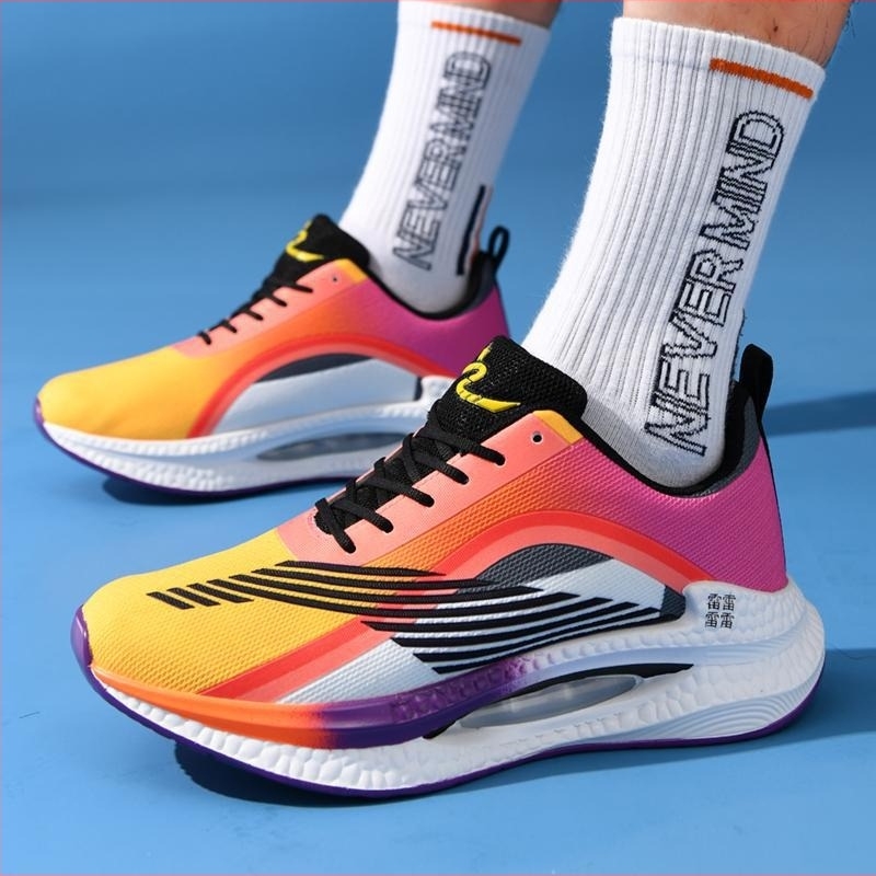 Мъжки маратонки за бягане - дишащи, леки, горна част от плат, мрежеста подплата, резинова подметка