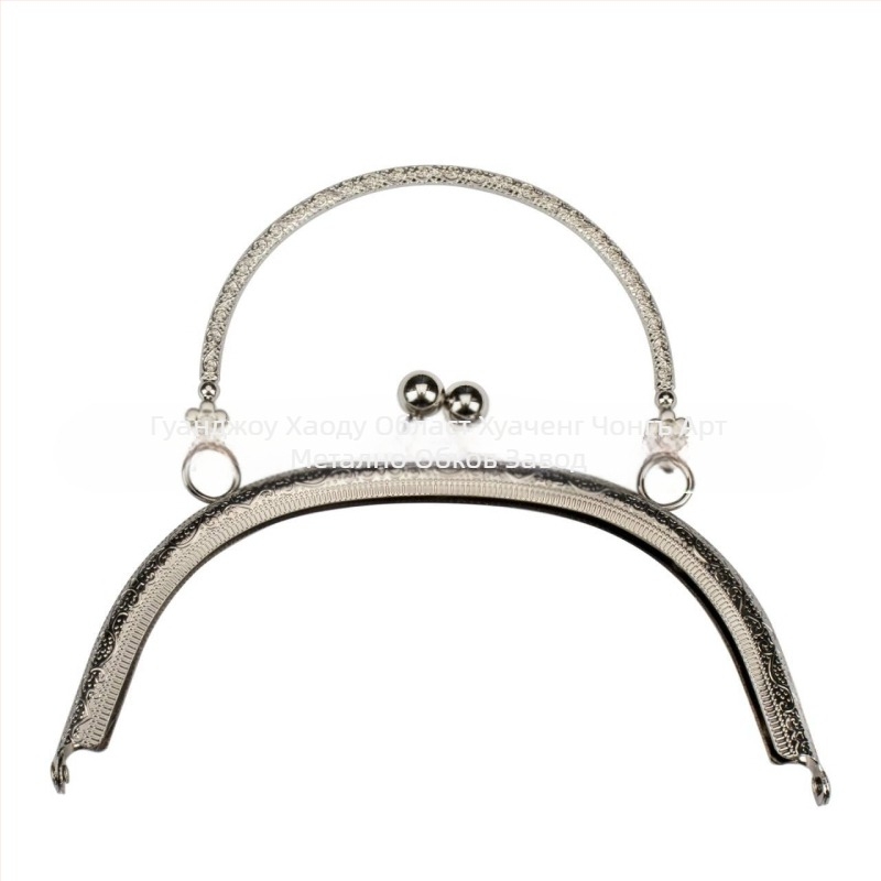 Обков за чанти от желязо – марка Chuangyi bags, едноцветен дизайн, лято 2023