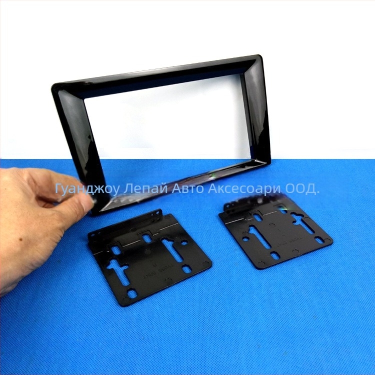 Рамка за автомобилна аудио система с Android навигация — рамка за голям екран