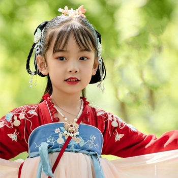 Колие с кръстосана верижка, висулка от майчина перла за деца, Зима 2025