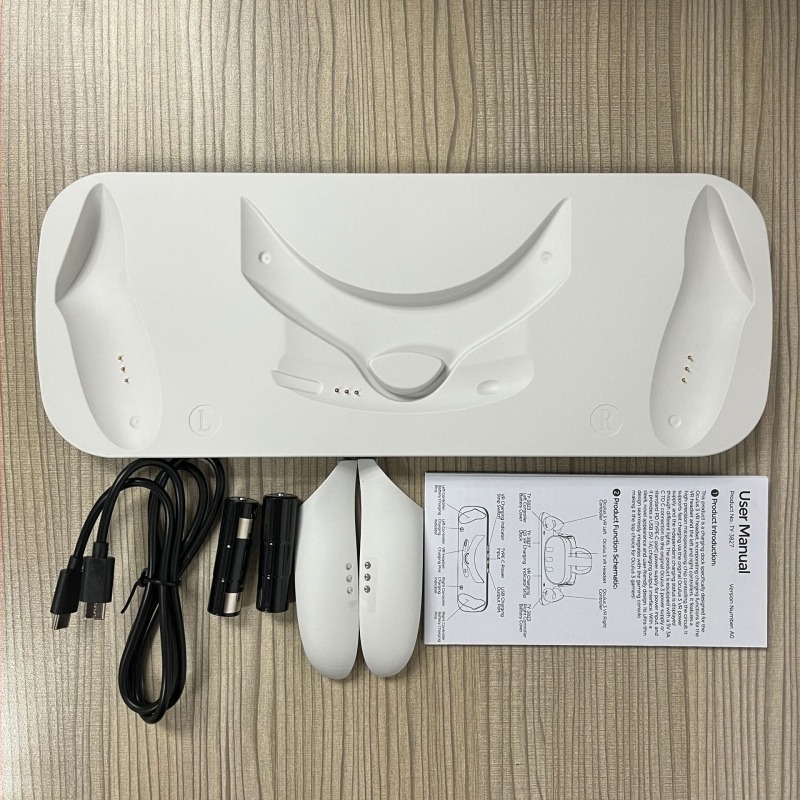 Зарядна база за Meta Quest3 VR headset и контролери с LED лента, USB-C интерфейс, ABS материал