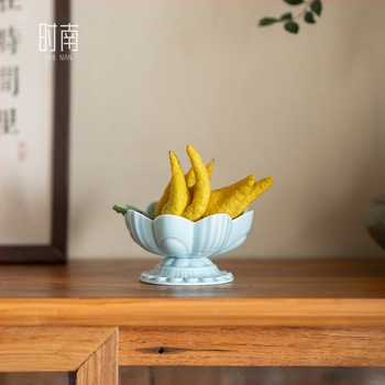 Порцеланов поднос за плодове в дзен стил с мотив лотос и бергамот, марка Shinan, стил New Chinese Style, пролет 2020