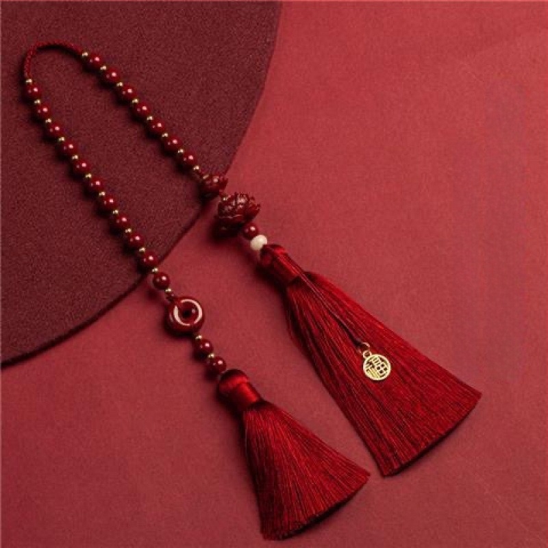 Автомобилна висулка от циннабар, лотусов дизайн, модерна стилистика, стерилизационна функция, аксесоар за огледало за задно виждане