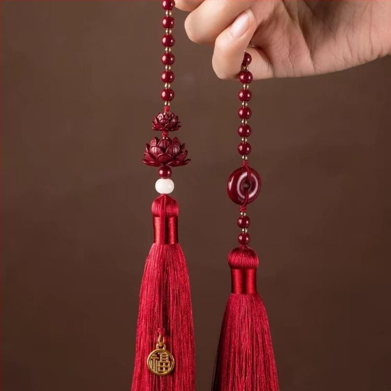 Автомобилна висулка от циннабар, лотусов дизайн, модерна стилистика, стерилизационна функция, аксесоар за огледало за задно виждане