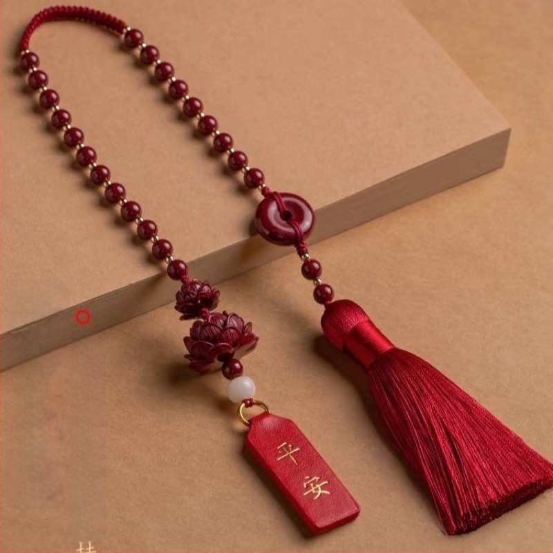 Автомобилна висулка от циннабар, лотусов дизайн, модерна стилистика, стерилизационна функция, аксесоар за огледало за задно виждане