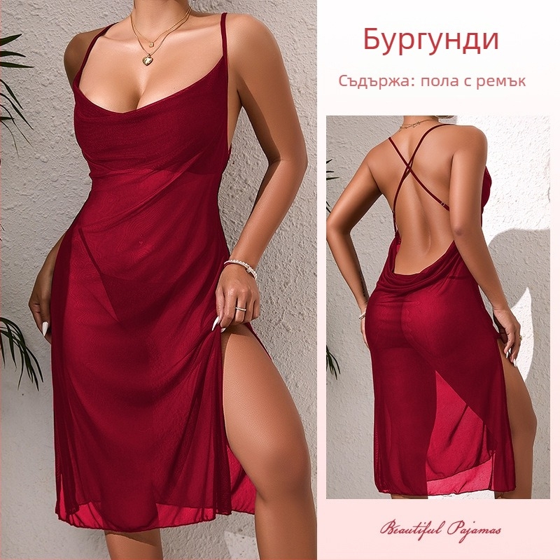 Прозрачна мрежеста нощница с дълбок V-образен деколте, кръстосан гръб и асиметричен разрез, средна дължина.