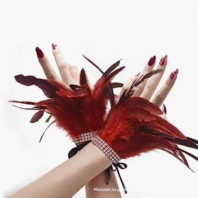 Гривна с пера за китката, диамантени кристали, готически стил (Марка: Other; Наличност: Ready stock; Възраст: За възрастни; Сезон: пролет 2025)