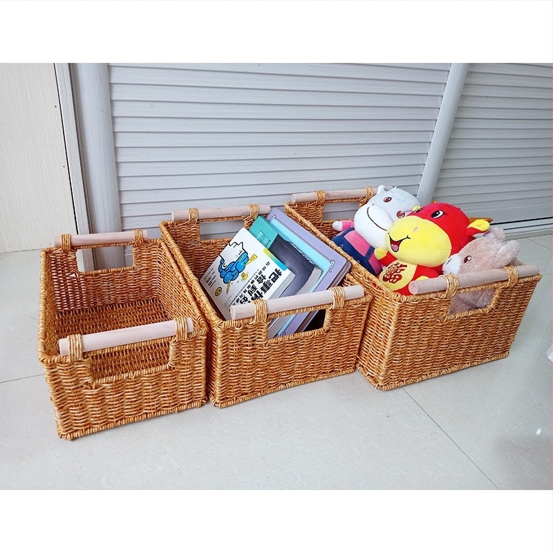 Кошница за съхранение с дървена дръжка, метална рамка, имитационен ратан и PP материал (Модерен минимализъм, есен 2020)