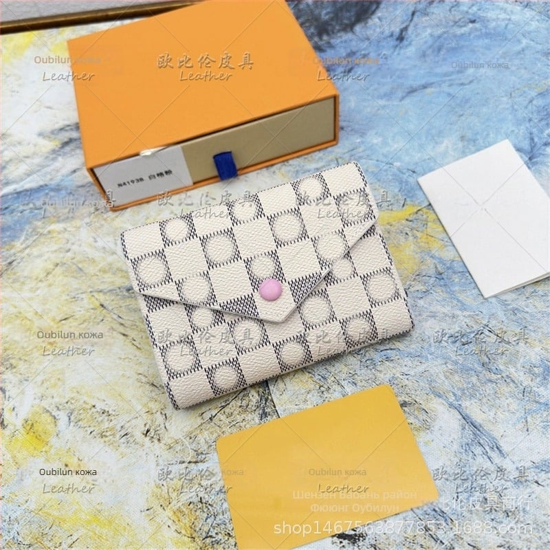 Дамски портфейл от естествена кожа – буквен модел, пролет 2024, ежедневна употреба