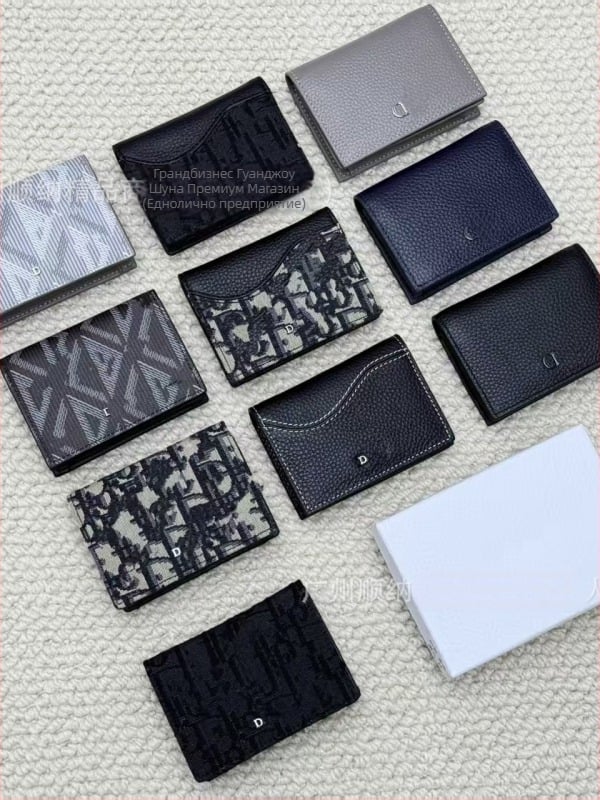 Кожено кратко портмоне с буквен мотив и бродерия, 2 сгъвки, унисекс, Европейско-американски ретро стил, износоустойчиво