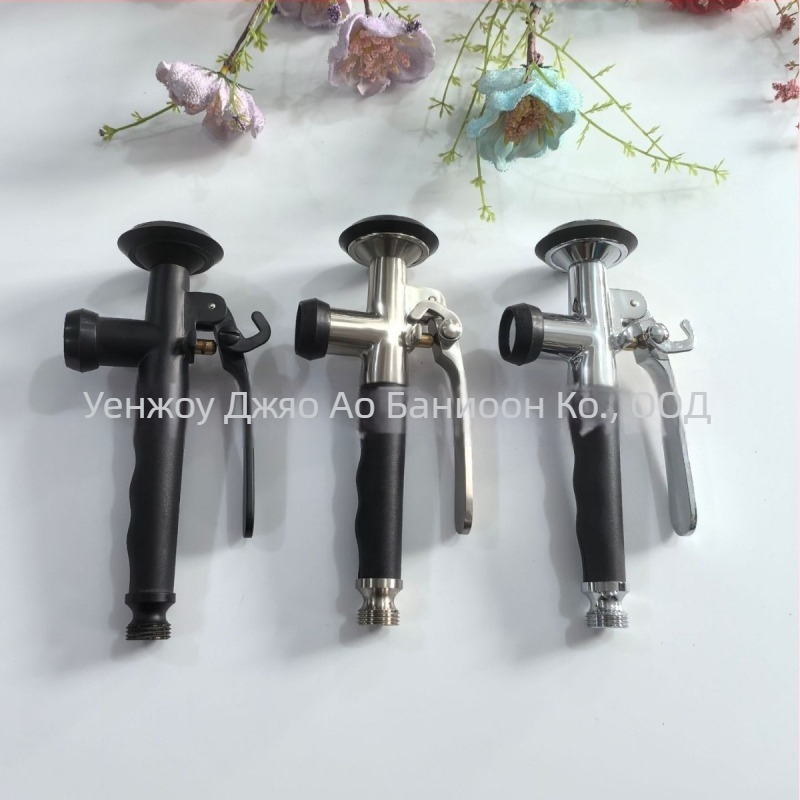 Кухненски смесител със сваляща се пружинна глава за пръскане, модел 80126, меден корпус, номинално налягане 1–12, работна температура 0–99°C, вход/изход Ø4