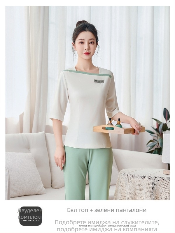 Женски комплект работно облекло за козметичен салон — топ с V-образно деколте и къс ръкав, панталон в костюм стил; влагоабсорбиращ и дишащ; полиестер-еластан смес (≥95% полиестер)