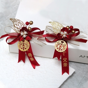 Сватбени броши за младоженци, шафери и шаферки, родители и семейство – пълен комплект броши