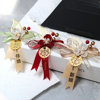 Сватбени броши за младоженци, шафери и шаферки, родители и семейство – пълен комплект броши