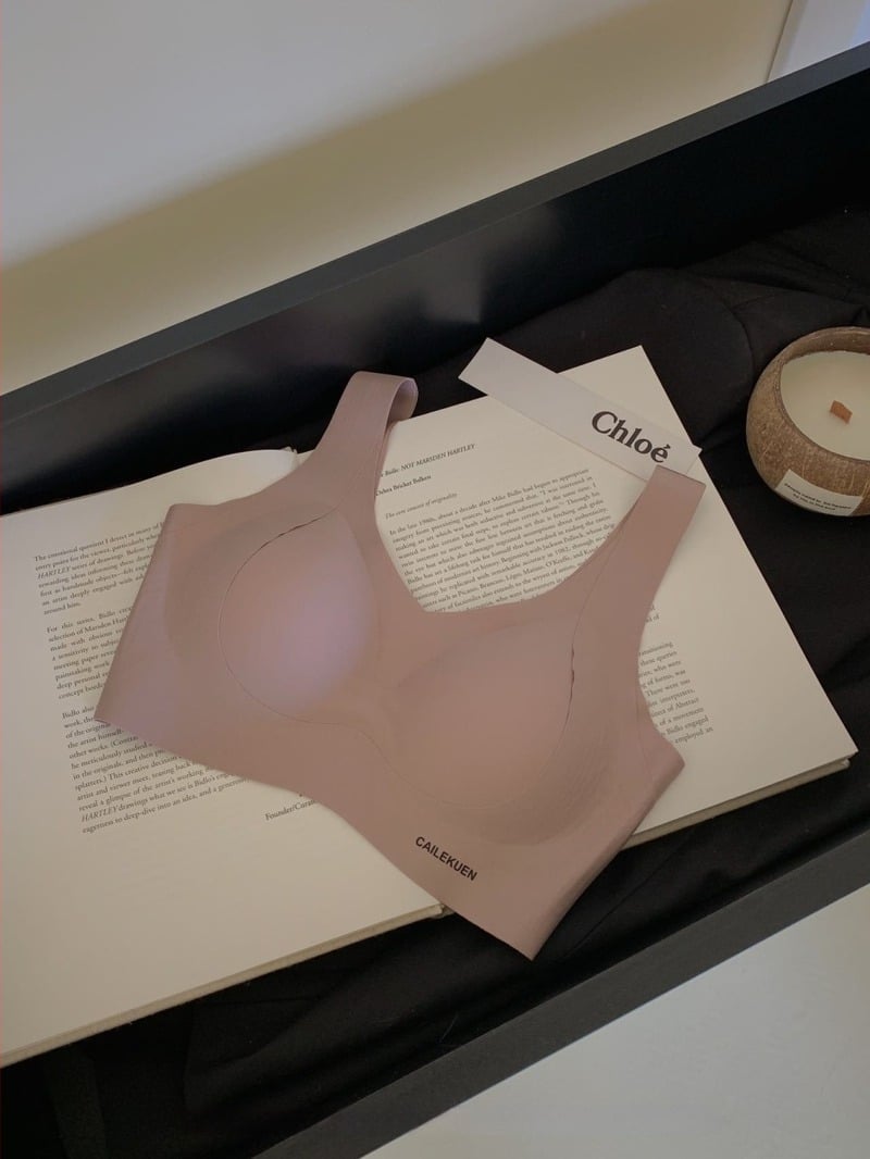 Сутиен с повдигащ ефект, дишаща и мека поддръжка, фиксирани двойни презрамки, чашки 3/4 от пяна, найлонова материя