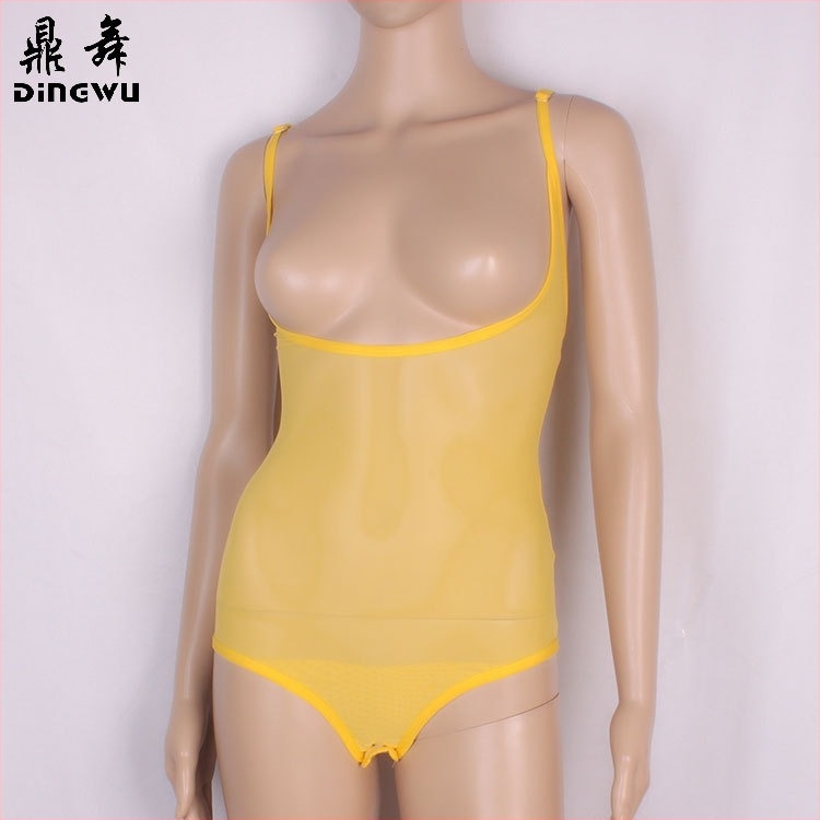 Топ Belly dance - прозрачен мрежест плат, основна материя найлон 70–80%, стил жилетка‑една част, за тренировъчно облекло