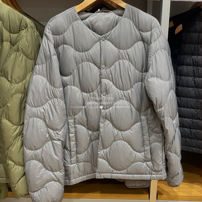 Мъжко леко пухено яке с качулка, Corduroy тъкан, 550 пух от бял гъска, Машинно пране, Зимна колекция 2024