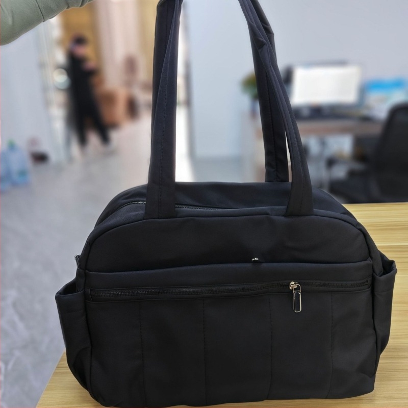 Чанта за пътуване Tote, квилирана, голям капацитет 36–55 л, полиестер, разделение за сухи и мокри вещи, водоустойчива, подплата от найлон