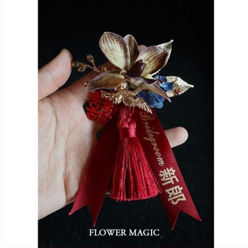 Ръчно изработен корсаж с фаленопсис орхидея – класически китайски стил, мотив двойно щастие за сватба