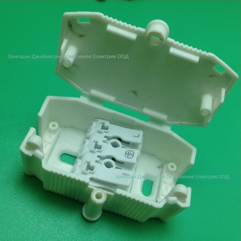 410 разпределителна кутия, 923/P02/PA10 терминална кутия, три позиции, прахоустойчива и електрическа защита