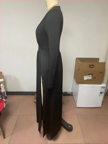 Рокля с V-образно деколте, дълги ръкави, висока талия, полиестер, едноцветна