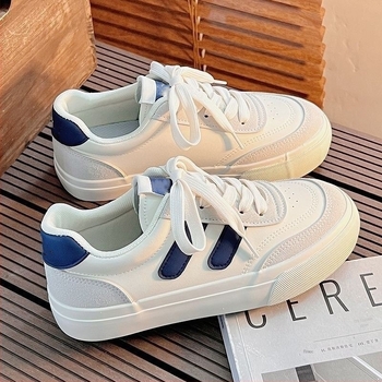 Дамски спортни обувки от изкуствена кожа, нисък връх, EVA стелка, противоплъзгаща подметка