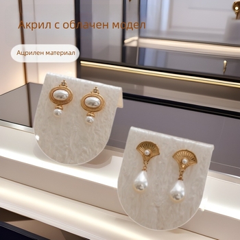 Акрилна поставка за обици за витрина — нордичен стил, горещо огъване, облачен узор, еднослойна конструкция