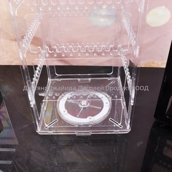 Ротиращ акрилен държач за бижута, настолен 5-етажен органайзер за колие и обеци