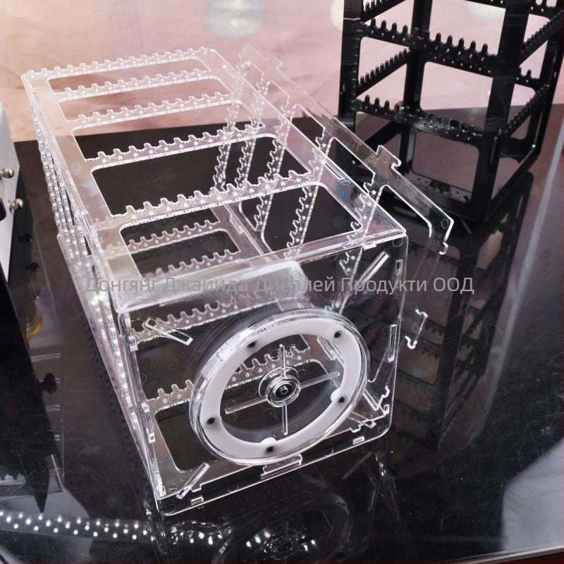 Ротиращ акрилен държач за бижута, настолен 5-етажен органайзер за колие и обеци