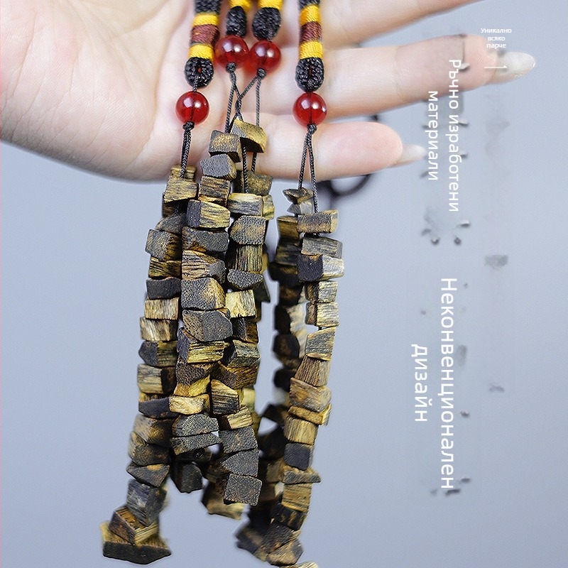 Автомобилен орнамент от агарово дърво със фрагменти, аромат за освежаване на въздуха, персонализация налична, стил: китайска традиция