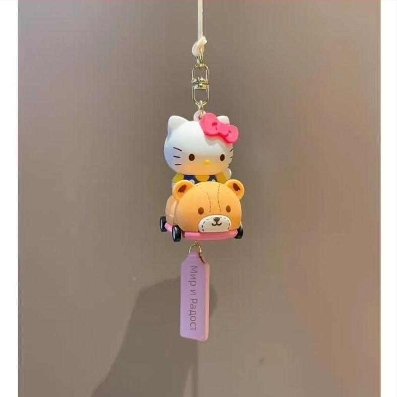 Автомобилна висулка за огледало с котешки мотив, карикатурен стил; Материал: Смес, Функция: Интериорно украса, Класификация: Автомобилни украси