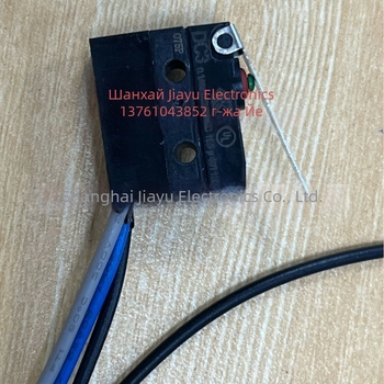 Микропревключвател водоустойчив, с жични изводи, прав лост, златни контакти, 50 000 цикъла