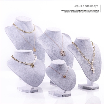 Стелаж за колие с кадифено покритие и платнена основа, портретен дизайн на шията, еднослоен корпус