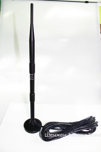 DVB-T телевизионна антена с голяма железна база, 25 дБ усилване, VHF 174–230 MHz / UHF 470–862 MHz, 75 Ω, SWR ≤ 2.0, 3–5 V