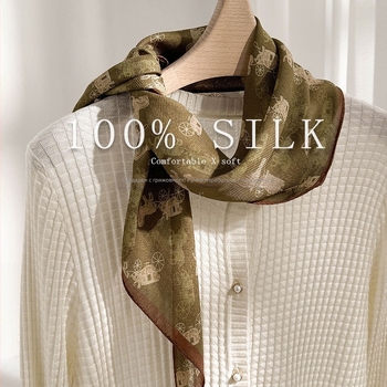 Шал от коприна и вълна в смес, тъкане Warp-knitting, ъглов дизайн, пролет 2025