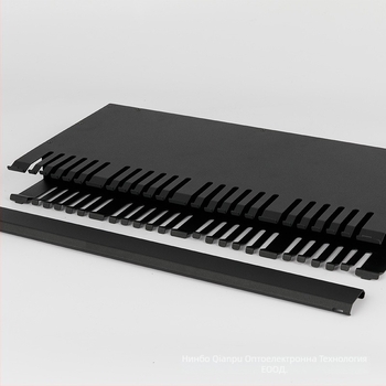 Шкаф за управление и съхранение на кабели, 24/48 порта, усилена конструкция от студено валцована стомана, за мрежови кабели