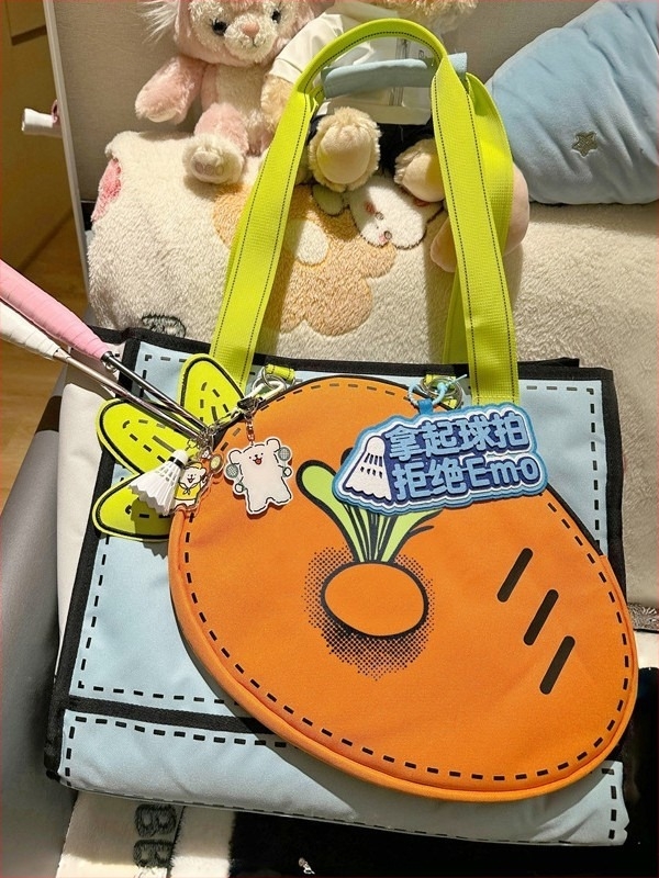 Чанта за ракети за бадминтон и тенис с Radish 3D Tote, закопчаване с велкро, хоризонтална квадратна форма, вътрешни джобове за телефон и лична карта, двойни презрамки