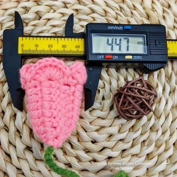 Ръчно плетено цвете лале, памучен аксесоар за раница и домашен интериор