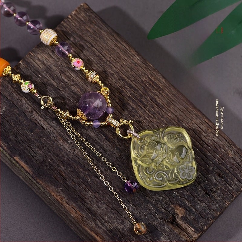 Медальон с аметист и мед, етнически стил, марка Qiu yi