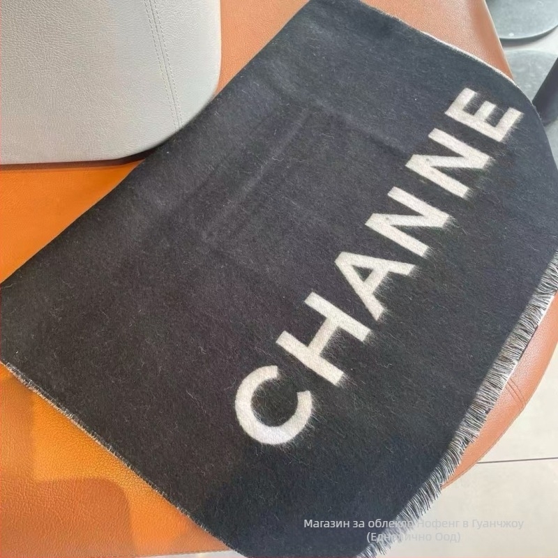 Кашмирен шал от C Home — 100% кашмир, warp-плетение, топъл за зимата, литературно ретро бохемски стил (есен 2024)