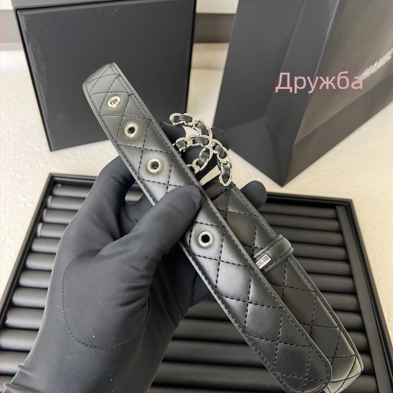 Пояс за жени с медна овална катарама, гладък дизайн, буквено оформление, casual стил