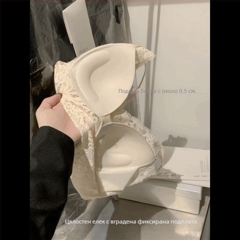 Безшевен камизол с V-образно деколте, 70–80% заешка козина, през всички сезони