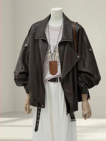 Дамско яке от имитационна кожа, ултра къс модел, поло яка, Chenille тъкан, спандекс в състава