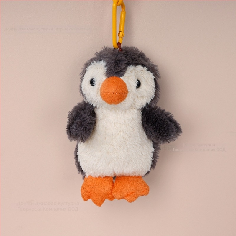 Плюшено пингвинче – ключодържател, пълнеж PP памук, супер мека къса плюш, унисекс