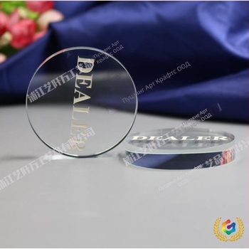 Кристални покер чипове за дилър с възможност за персонализация, 200 бр в кутия, подходящи за покер и други картови игри.